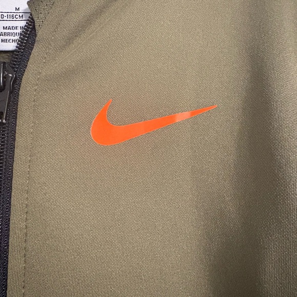 Nike size 5/6 Olive and Black Therma-Fit zippered Jacket - Picture 4 of 6